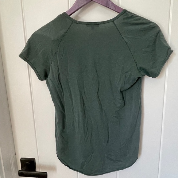 Wilfred XS rounded hem super soft tee - Picture 3 of 3